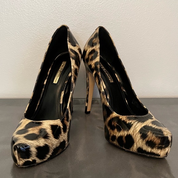 BCBGeneration LEOPARD PRINT PUMPS - Picture 3 of 7